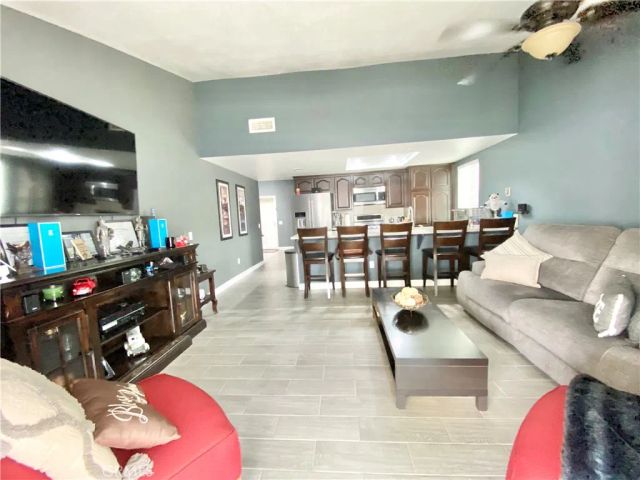 25899 Casa Fantastico Drive, Moreno Valley, CA 92551