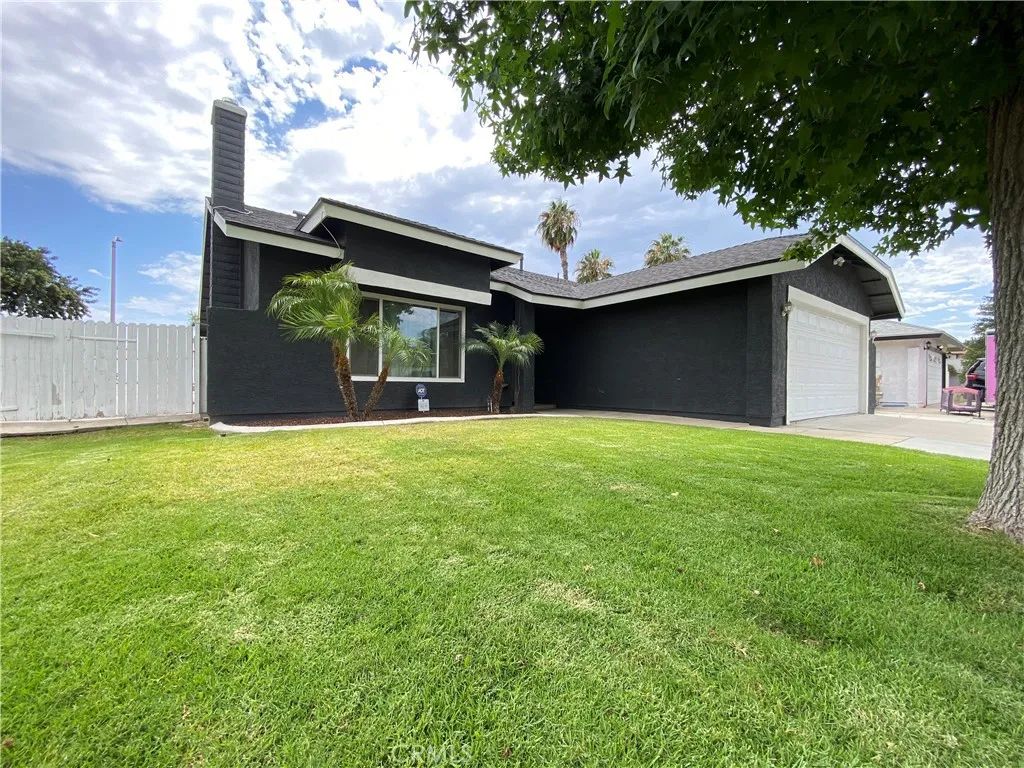 25899 Casa Fantastico Drive, Moreno Valley, CA 92551
