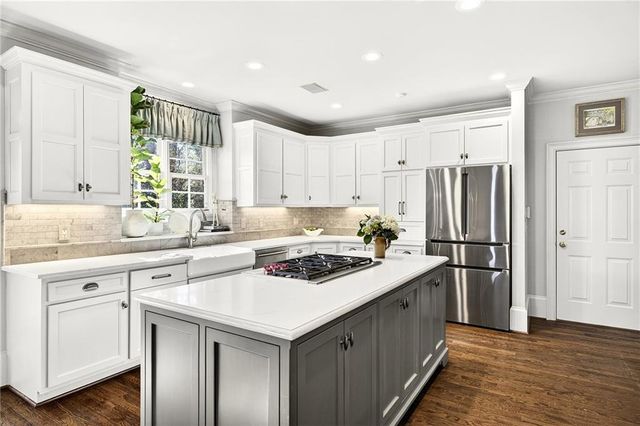 2740 Orchard Knob SE, Atlanta, GA 30339