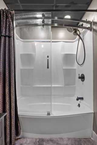 7912 Snow Hill Road, Ooltewah, TN 37363