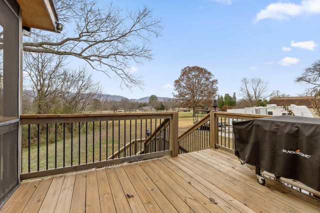 7912 Snow Hill Road, Ooltewah, TN 37363