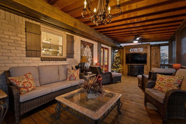 7912 Snow Hill Road, Ooltewah, TN 37363