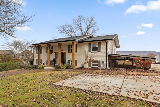7912 Snow Hill Road, Ooltewah, TN 37363