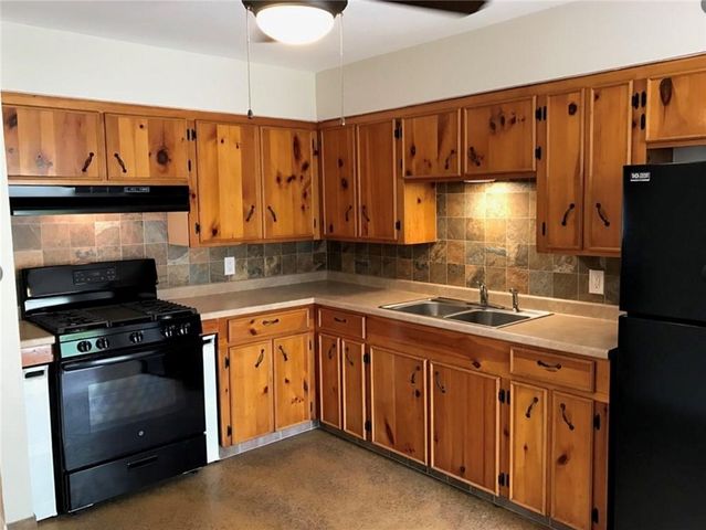 6038 Lucille Dr, Corpus Christi, TX 78412