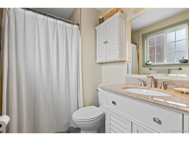 12446 W 71st Pl, Arvada, CO 80004