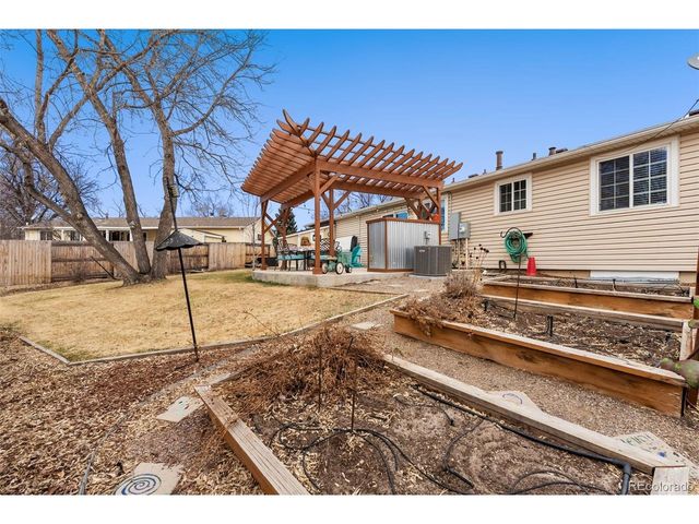 12446 W 71st Pl, Arvada, CO 80004