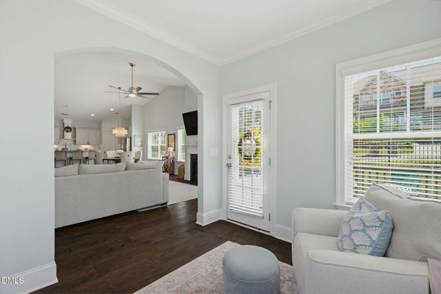 1813 Knights Crest Way, Wake Forest, NC 27587