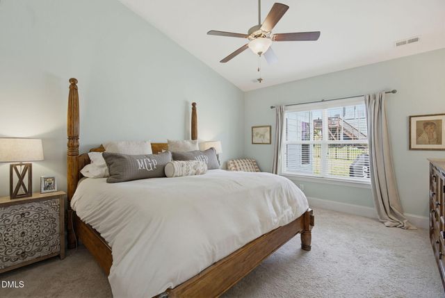 1813 Knights Crest Way, Wake Forest, NC 27587