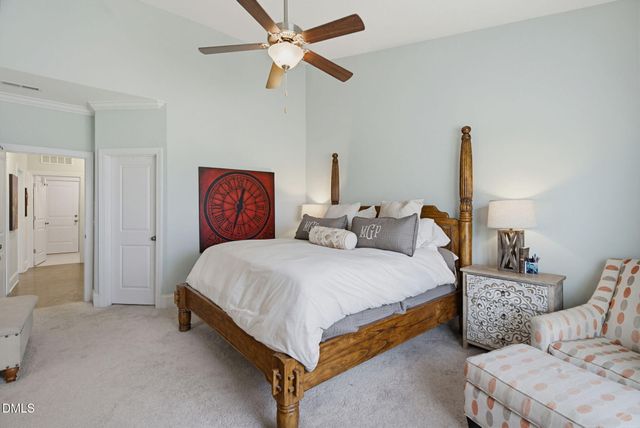 1813 Knights Crest Way, Wake Forest, NC 27587