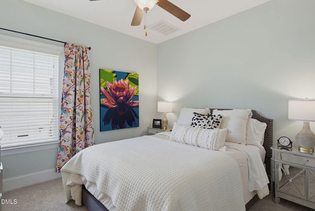 1813 Knights Crest Way, Wake Forest, NC 27587