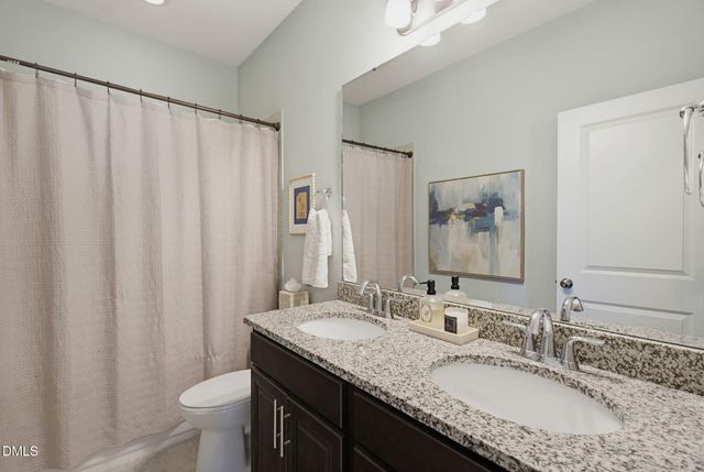 1813 Knights Crest Way, Wake Forest, NC 27587