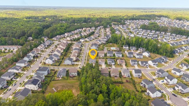 1813 Knights Crest Way, Wake Forest, NC 27587