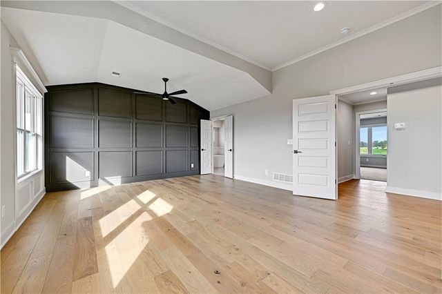 17321 Earnshaw Street, Overland Park, KS 66221