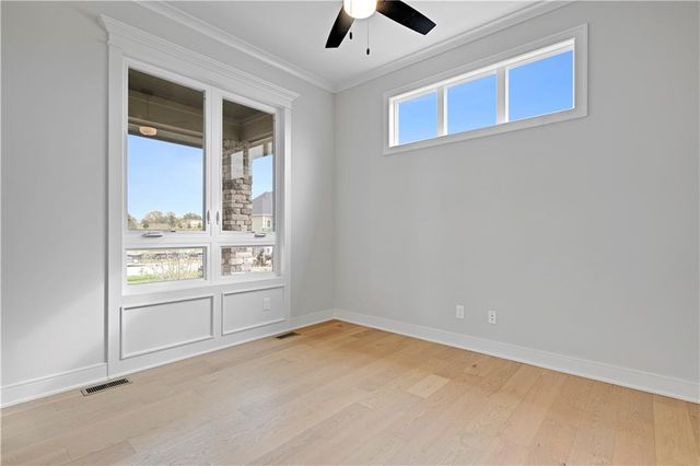 17321 Earnshaw Street, Overland Park, KS 66221