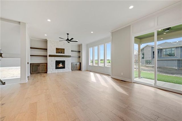 17321 Earnshaw Street, Overland Park, KS 66221