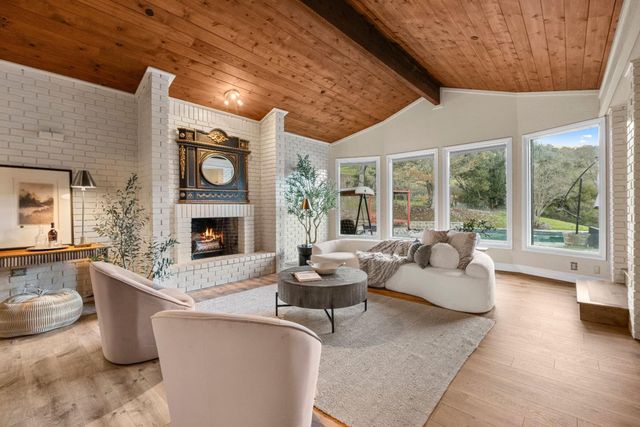 6915 Redwood Retreat Road, Gilroy, CA 95020