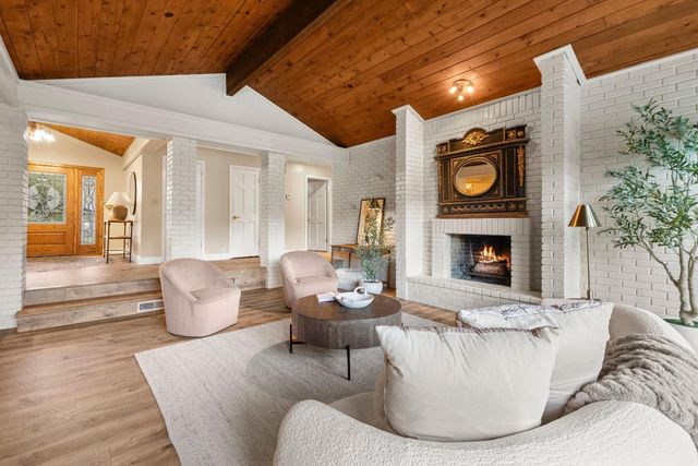 6915 Redwood Retreat Road, Gilroy, CA 95020