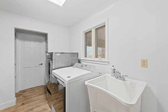 6915 Redwood Retreat Road, Gilroy, CA 95020