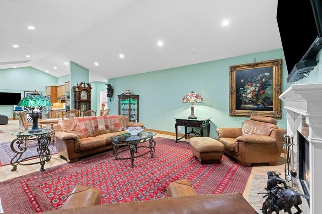 6915 Redwood Retreat Road, Gilroy, CA 95020