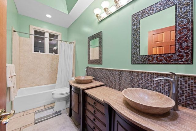 6915 Redwood Retreat Road, Gilroy, CA 95020