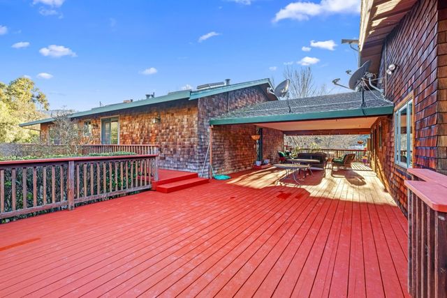 6915 Redwood Retreat Road, Gilroy, CA 95020