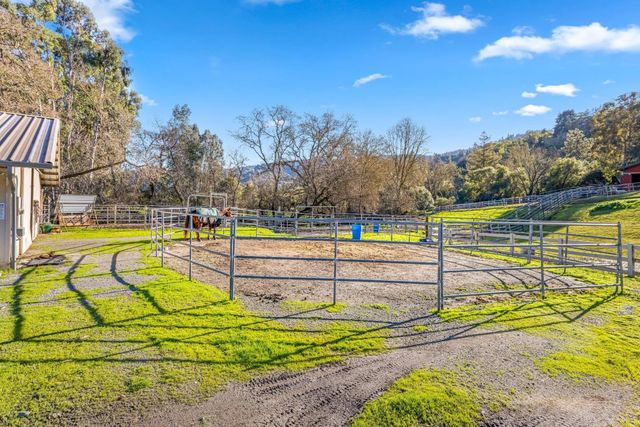 6915 Redwood Retreat Road, Gilroy, CA 95020