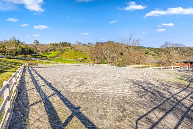 6915 Redwood Retreat Road, Gilroy, CA 95020