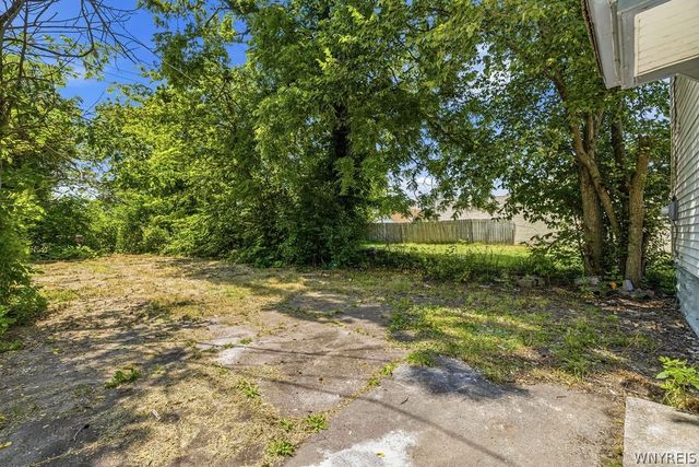 23 Cayuga Street, Buffalo, NY 14211