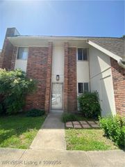 1500 S Albert Pike Avenue 40, Fort Smith, AR 72903