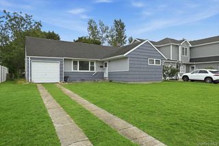 1095 Huckleberry Road, Bellmore, NY 11710