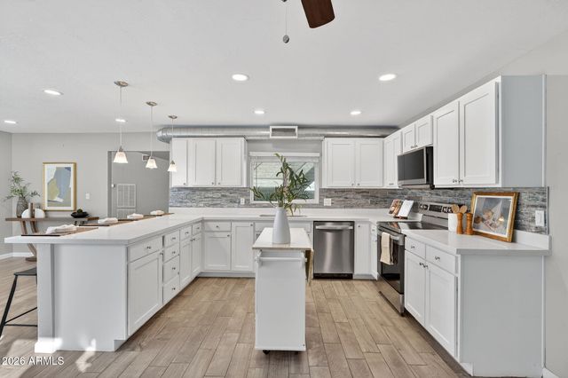 4 E SAN MIGUEL Avenue, Phoenix, AZ 85012