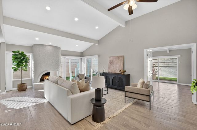 4 E SAN MIGUEL Avenue, Phoenix, AZ 85012