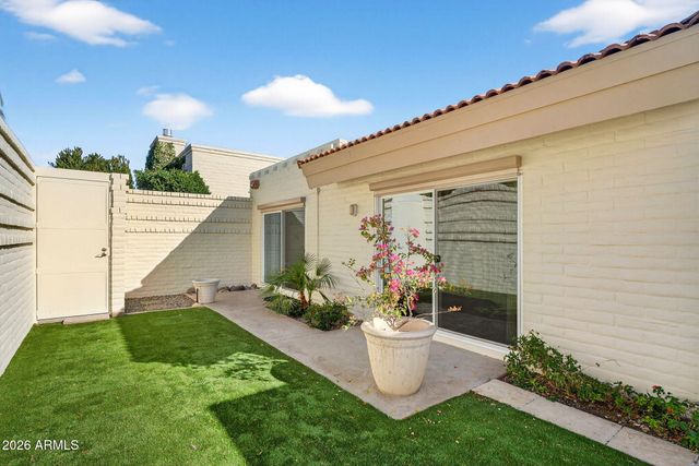 4 E SAN MIGUEL Avenue, Phoenix, AZ 85012