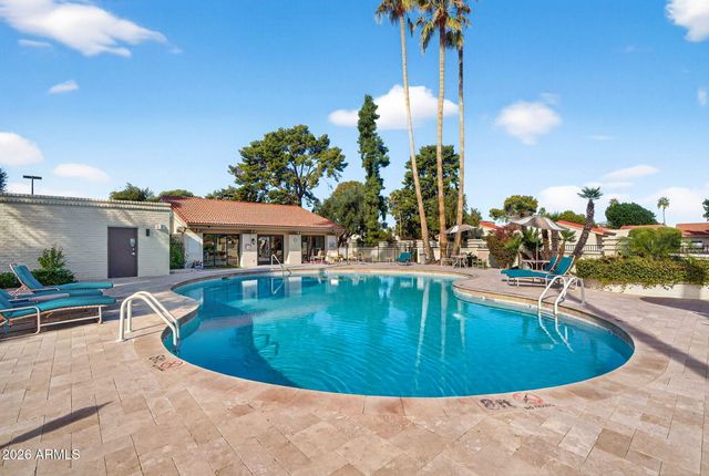 4 E SAN MIGUEL Avenue, Phoenix, AZ 85012