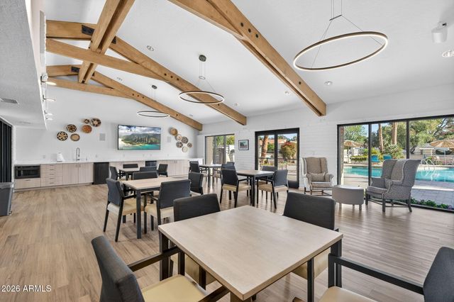 4 E SAN MIGUEL Avenue, Phoenix, AZ 85012