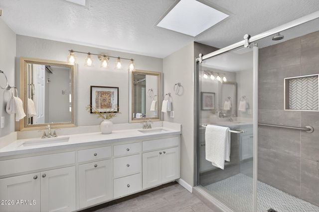 4 E SAN MIGUEL Avenue, Phoenix, AZ 85012