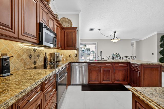 1880 GRANTHAM Court, Wellington, FL 33414
