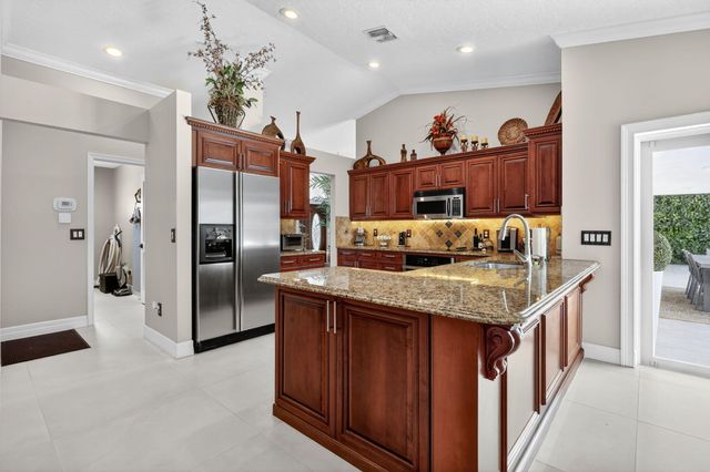 1880 GRANTHAM Court, Wellington, FL 33414