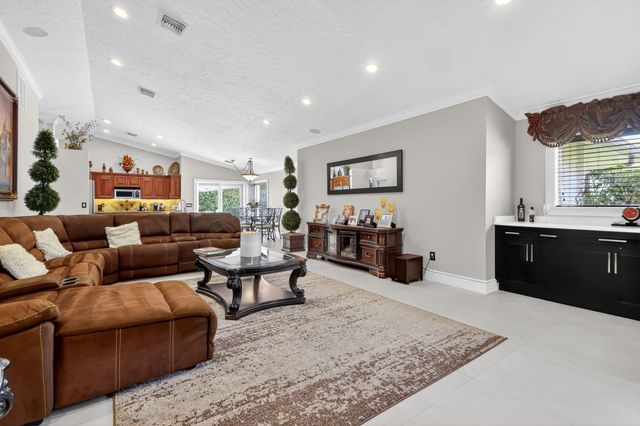 1880 GRANTHAM Court, Wellington, FL 33414