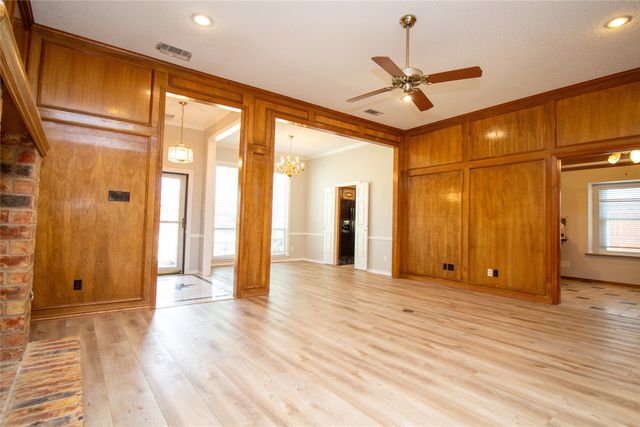 2410 Radcliffe Drive, Rowlett, TX 75088