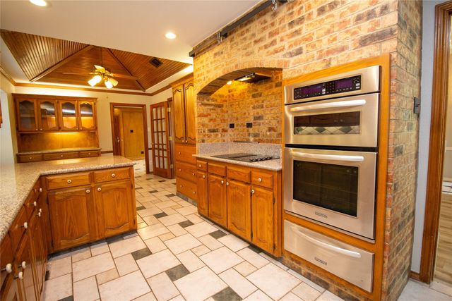 2410 Radcliffe Drive, Rowlett, TX 75088