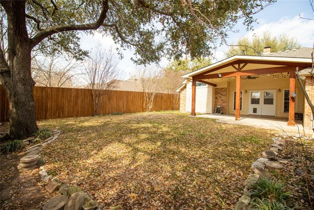 2410 Radcliffe Drive, Rowlett, TX 75088