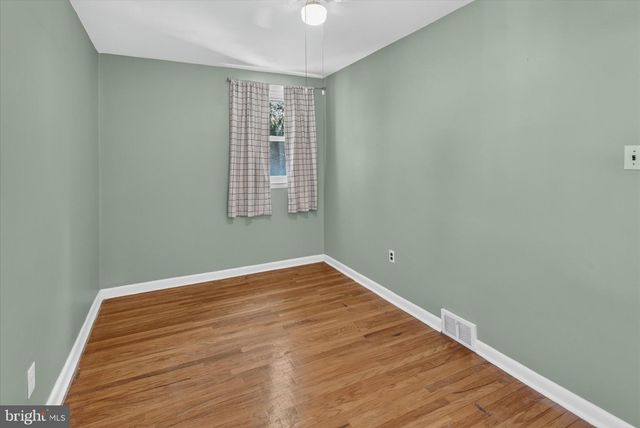 205 NAPFLE AVE, Philadelphia, PA 19111