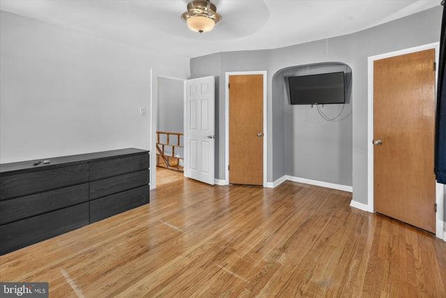 205 NAPFLE AVE, Philadelphia, PA 19111