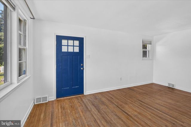 205 NAPFLE AVE, Philadelphia, PA 19111