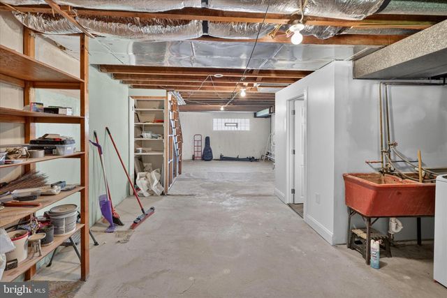 205 NAPFLE AVE, Philadelphia, PA 19111