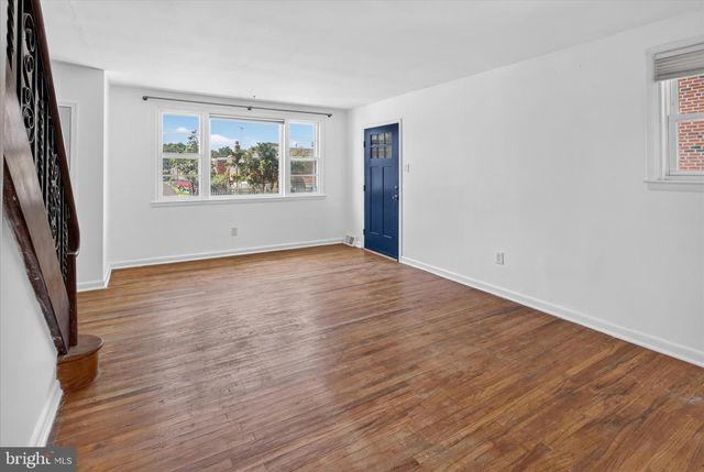 205 NAPFLE AVE, Philadelphia, PA 19111