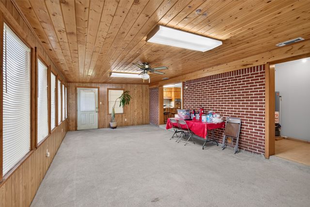 5619 Knollcrest Drive, Shreveport, LA 71129