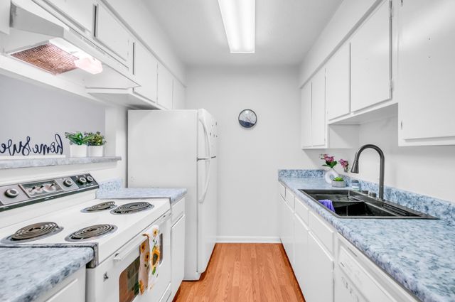 810 Bellevue Rd Apt 242, Nashville, TN 37221