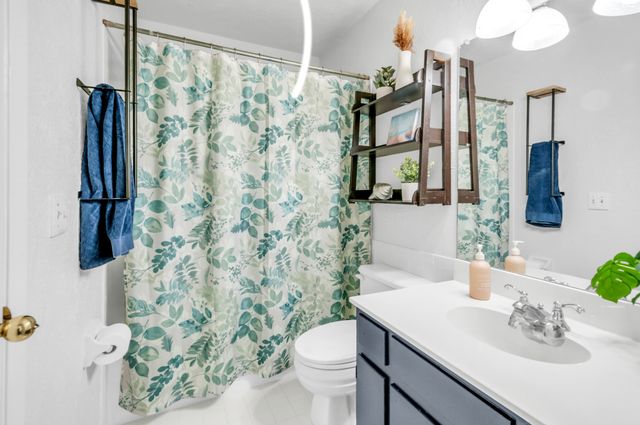 810 Bellevue Rd Apt 242, Nashville, TN 37221